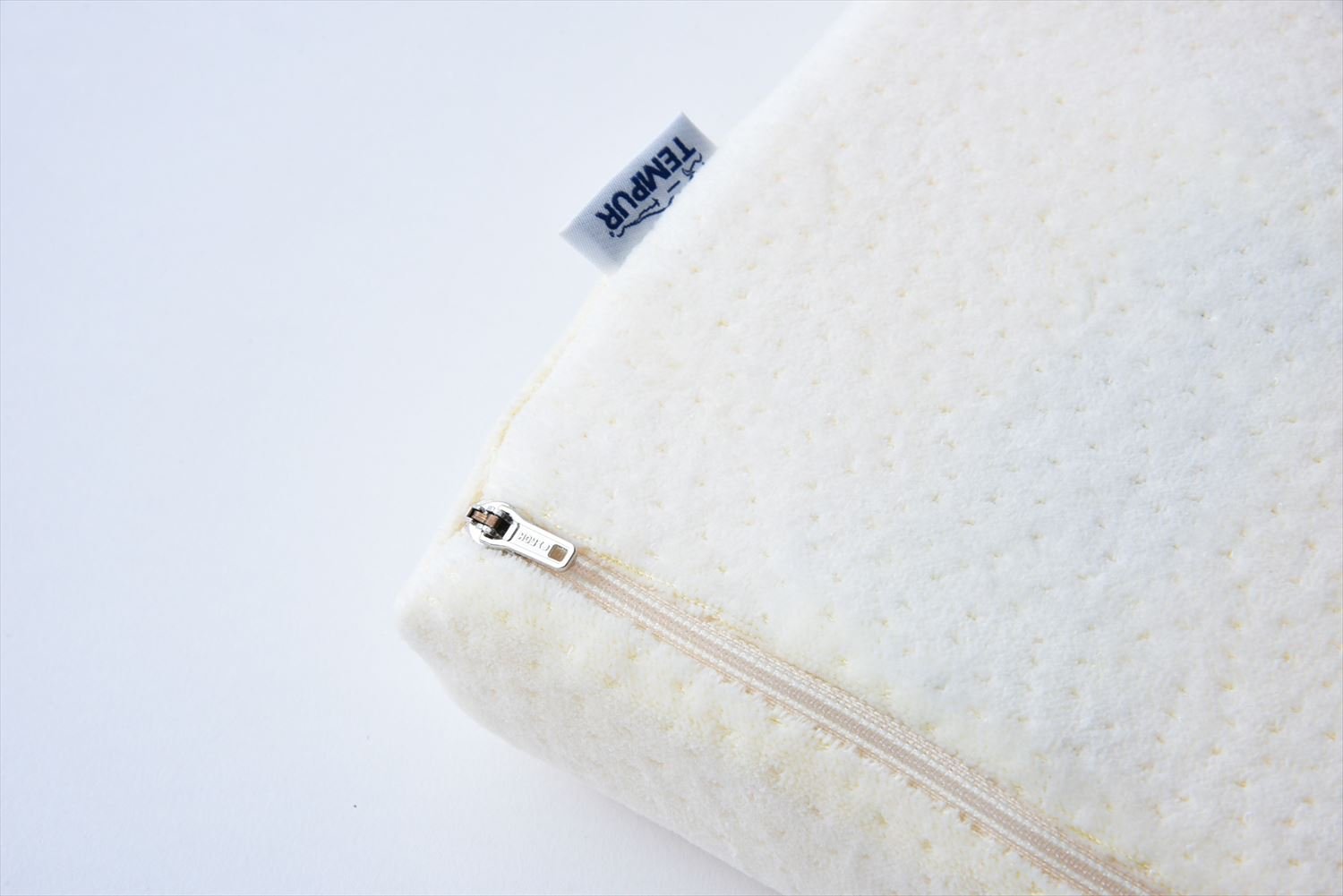 Amazon｜TEMPUR (テンピュール) エクスクルーシブピロー S(幅45